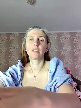 Snapshot of CandiCole chatting on 6, 6, 2026 CandiCole online show from 6, 6, 2026