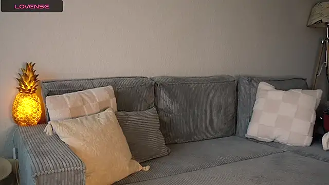 LucyxLou online show from 14, 9, 2025