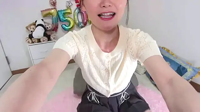 Snapshot of yuzukichi_jp chatting on 19, 5, 2026 yuzukichi jp online show from 19, 5, 2026