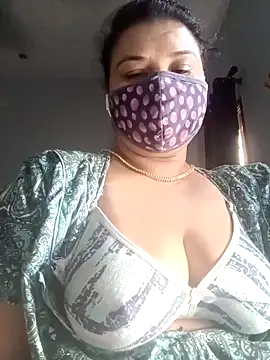 Snapshot of Tamil_Sivani chatting on 15, 12, 2025 Tamil Sivani online show from 15, 12, 2025