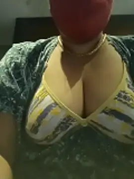 Snapshot of Tamil_Sivani chatting on 20, 12, 2025 Tamil Sivani online show from 20, 12, 2025