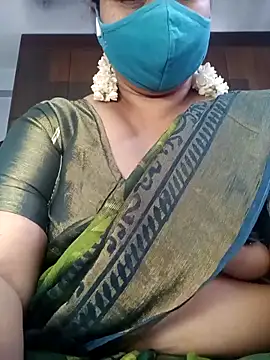 Snapshot of Tamil_Sivani chatting on 2, 4, 2026 Tamil Sivani online show from 2, 4, 2026
