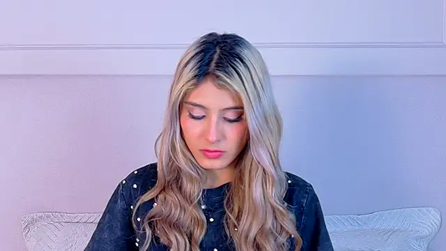 ZoehAngel online show from 6, 10, 2025