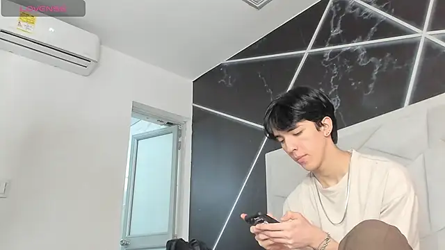 Snapshot of AerumChae chatting on 27, 6, 2026 AerumChae online show from 27, 6, 2026