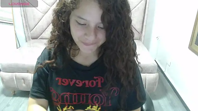 Velvet Moon V online show from 5, 2, 2026