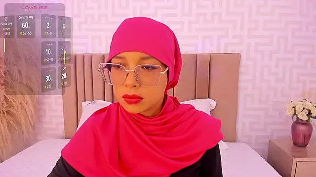 Snapshot of naishaa_ chatting on 23, 5, 2026 naishaa online show from 23, 5, 2026