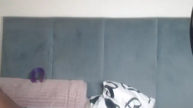 Jah-Queen online show from 8, 11, 2025