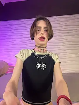 madi snow online show from 8, 11, 2025