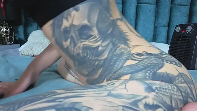 Emma Foxi online show from 7, 4, 2026