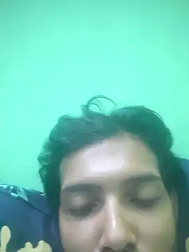 Snapshot of RohitHot122 chatting on 8, 11, 2025 RohitHot122 online show from 8, 11, 2025