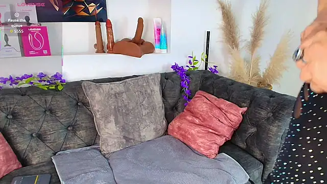 may wood online show from 24, 9, 2025