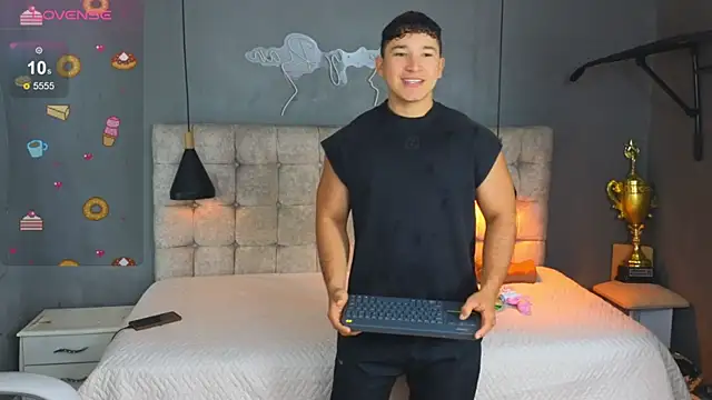 Snapshot of Horny_nick18 chatting on 9, 1, 2026 Horny nick18 online show from 9, 1, 2026