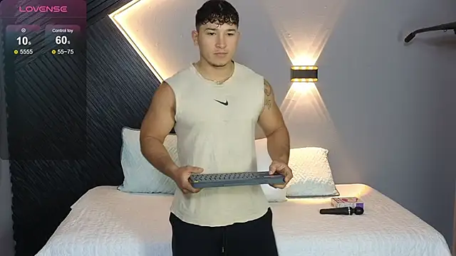 Snapshot of Horny_nick18 chatting on 10, 2, 2026 Horny nick18 online show from 10, 2, 2026