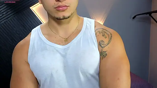 Snapshot of Horny_nick18 chatting on 27, 2, 2026 Horny nick18 online show from 27, 2, 2026