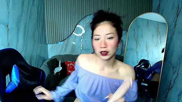 valentina r  online show from 24, 11, 2025