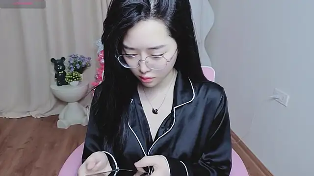 Snapshot of Miu-999 chatting on 22, 12, 2025 Miu-999 online show from 22, 12, 2025