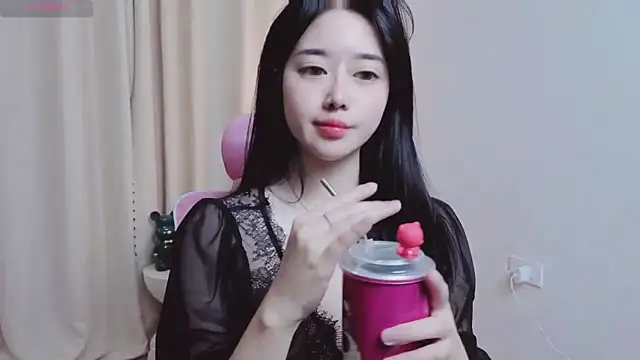 Snapshot of Miu-999 chatting on 4, 2, 2026 Miu-999 online show from 4, 2, 2026