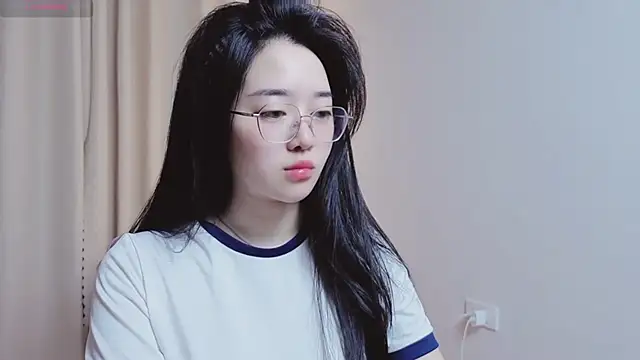 Snapshot of Miu-999 chatting on 5, 2, 2026 Miu-999 online show from 5, 2, 2026