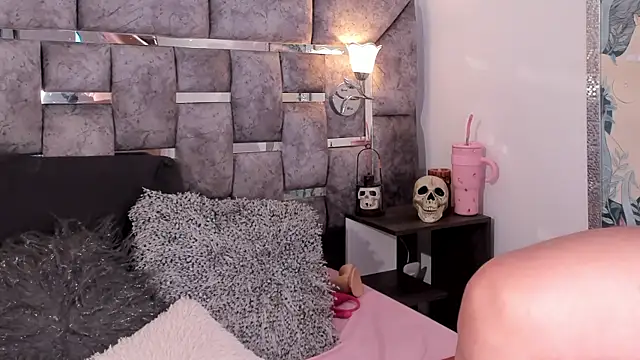 Mariia Josee online show from 21, 10, 2025