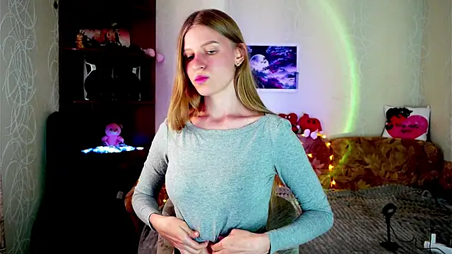 Snapshot of Luntryy chatting on 12, 9, 2025 Luntryy online show from 12, 9, 2025