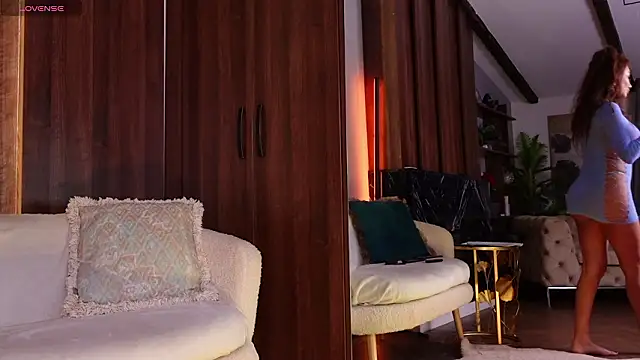 QueenMarX online show from 10, 3, 2026