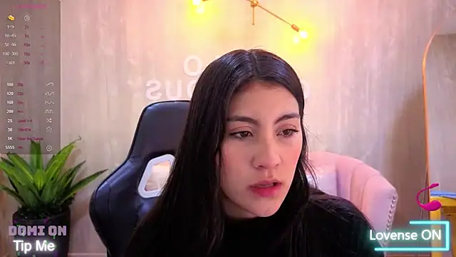 Zoe Blaze A online show from 5, 12, 2025