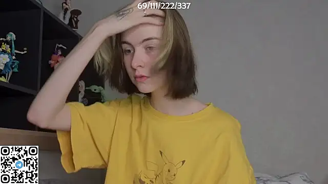 Snapshot of bertamimi chatting on 31, 10, 2025 bertamimi online show from 31, 10, 2025