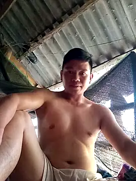 DungLuongg online show from 20, 4, 2026