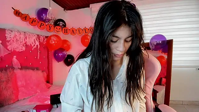 Jade rey  online show from 14, 10, 2025