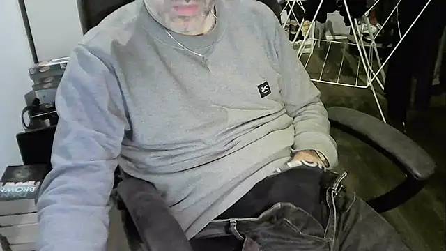 Chrisprngr online show from 12, 1, 2026