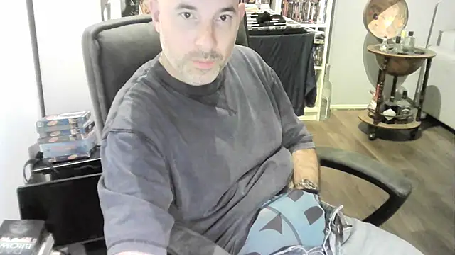 Snapshot of Chrisprngr chatting on 24, 7, 2026 Chrisprngr online show from 24, 7, 2026