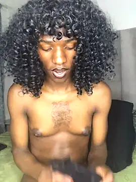 Trans fairy online show from 3, 10, 2025