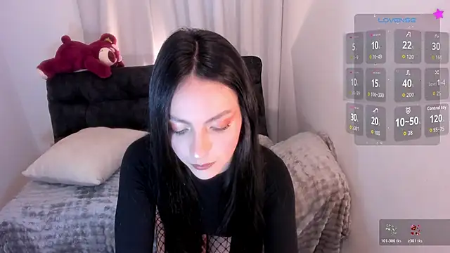 Snapshot of sarah_saenz_ chatting on 22, 5, 2026 sarah saenz online show from 22, 5, 2026