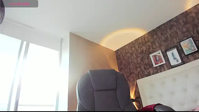 sweet  vanessa1 online show from 9, 2, 2026