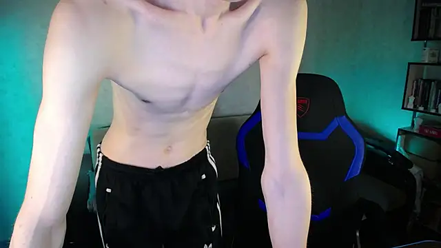 Snapshot of yes_cute_boy_ chatting on 5, 4, 2026 yes cute boy online show from 5, 4, 2026