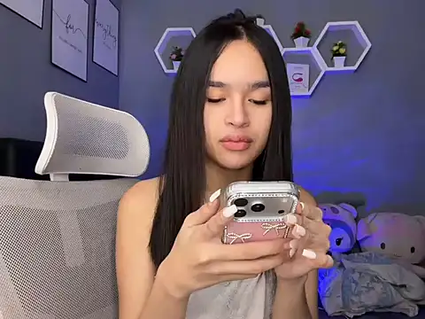 Snapshot of lelasohna chatting on 19, 11, 2025 lelasohna online show from 19, 11, 2025