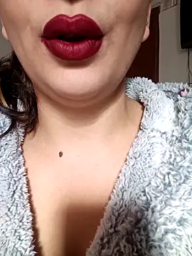 Snapshot of LINA-DALOUA chatting on 29, 11, 2025 LINA-DALOUA online show from 29, 11, 2025