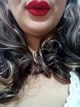 Snapshot of LINA-DALOUA chatting on 9, 1, 2026 LINA-DALOUA online show from 9, 1, 2026