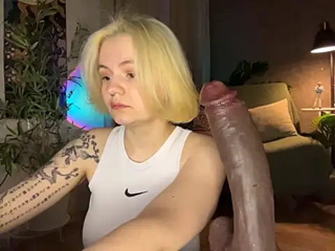 MoonIvy  online show from 23, 5, 2026