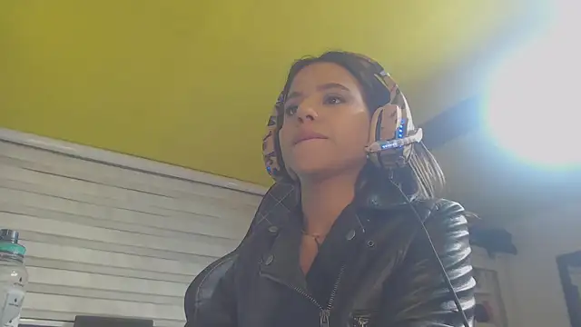 Snapshot of habdiela chatting on 23, 4, 2026 habdiela online show from 23, 4, 2026