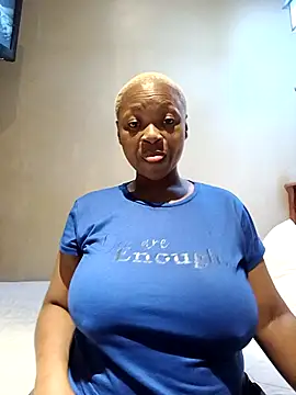 Snapshot of missboobiesSA chatting on 21, 4, 2026 missboobiesSA online show from 21, 4, 2026