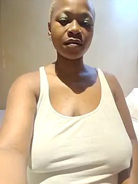 Snapshot of missboobiesSA chatting on 25, 4, 2026 missboobiesSA online show from 25, 4, 2026