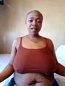 Snapshot of missboobiesSA chatting on 11, 5, 2026 missboobiesSA online show from 11, 5, 2026