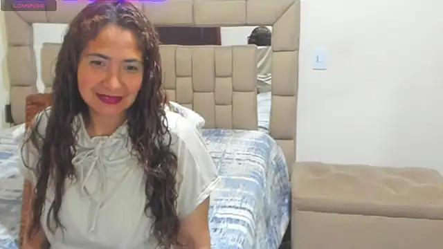 gabrielaponce11 online show from 12, 11, 2025