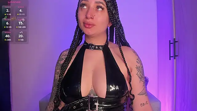 scarlett Collinss online show from 1, 6, 2026