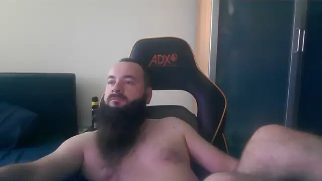 LondonMan1988 online show from 26, 10, 2025