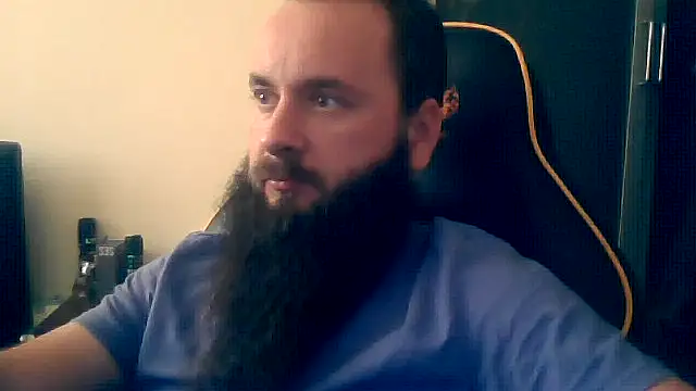 Snapshot of LondonMan1988 chatting on 14, 5, 2026 LondonMan1988 online show from 14, 5, 2026