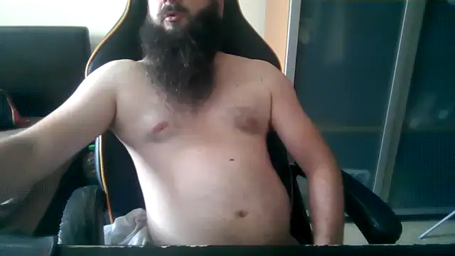 Snapshot of LondonMan1988 chatting on 29, 5, 2026 LondonMan1988 online show from 29, 5, 2026