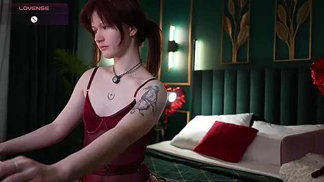 Snapshot of Aria_Vox chatting on 13, 2, 2026 Aria Vox online show from 13, 2, 2026