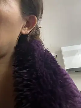 anna yngs online show from 20, 9, 2025